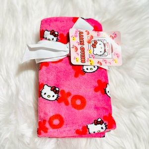 Hello Kitty Valentine’s Towels